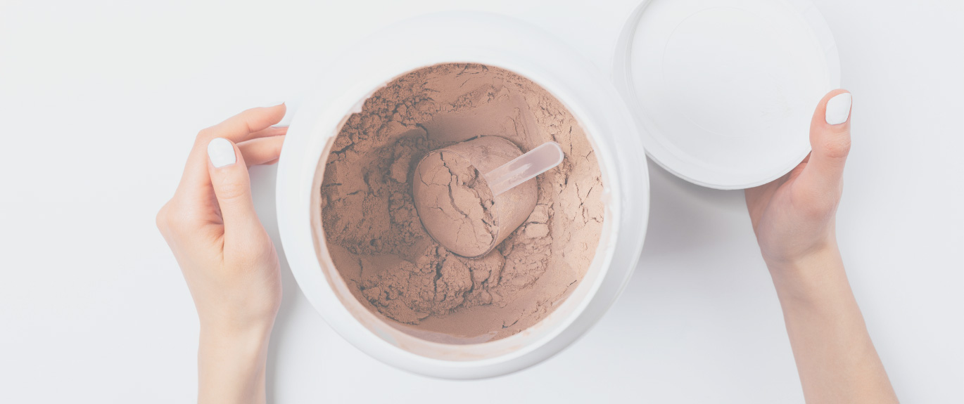 Here&#39;s What You Need To Know Before You Buy a Protein Powder